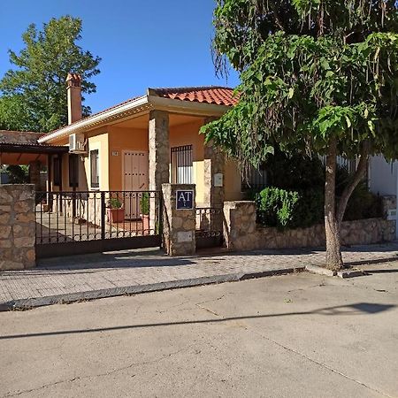 Vettonia Rural Apartment Santa Cruz de la Sierra Exterior foto